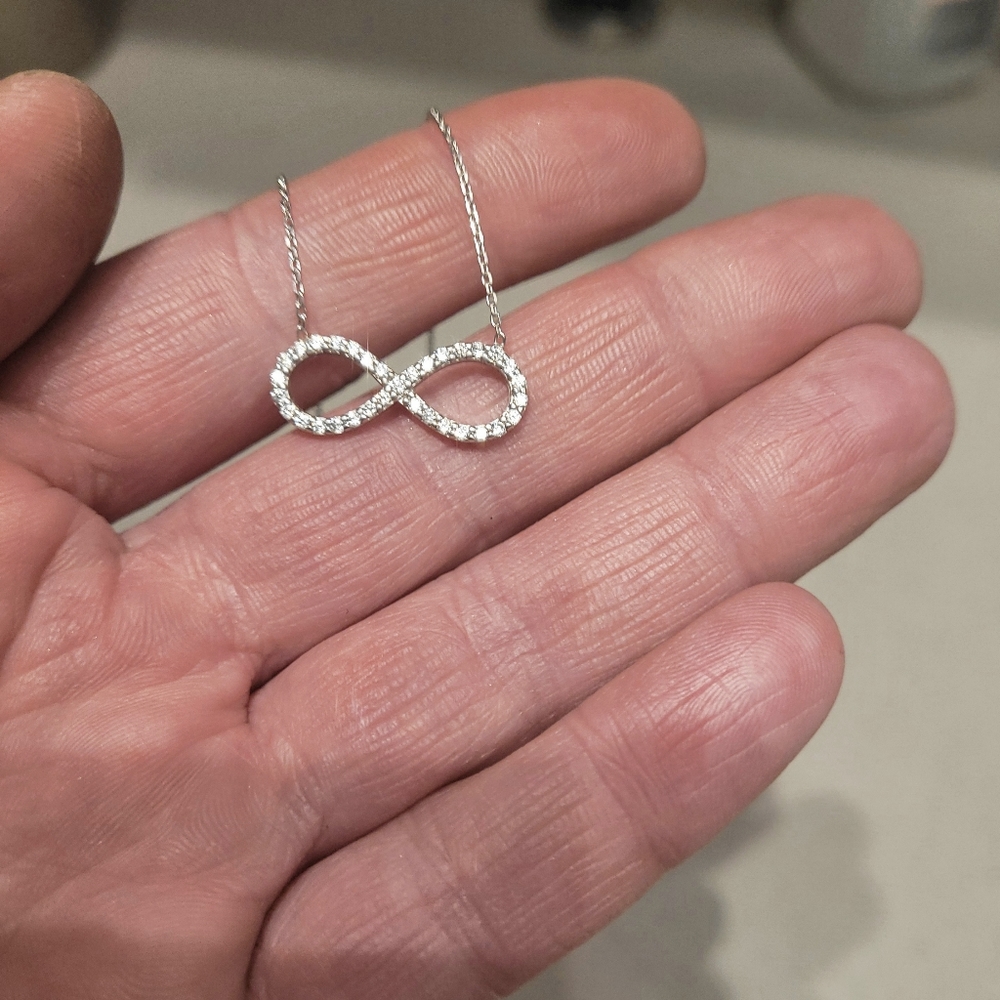 925 Sterling Silver ♾ INFINITY Necklace ~ Crystals